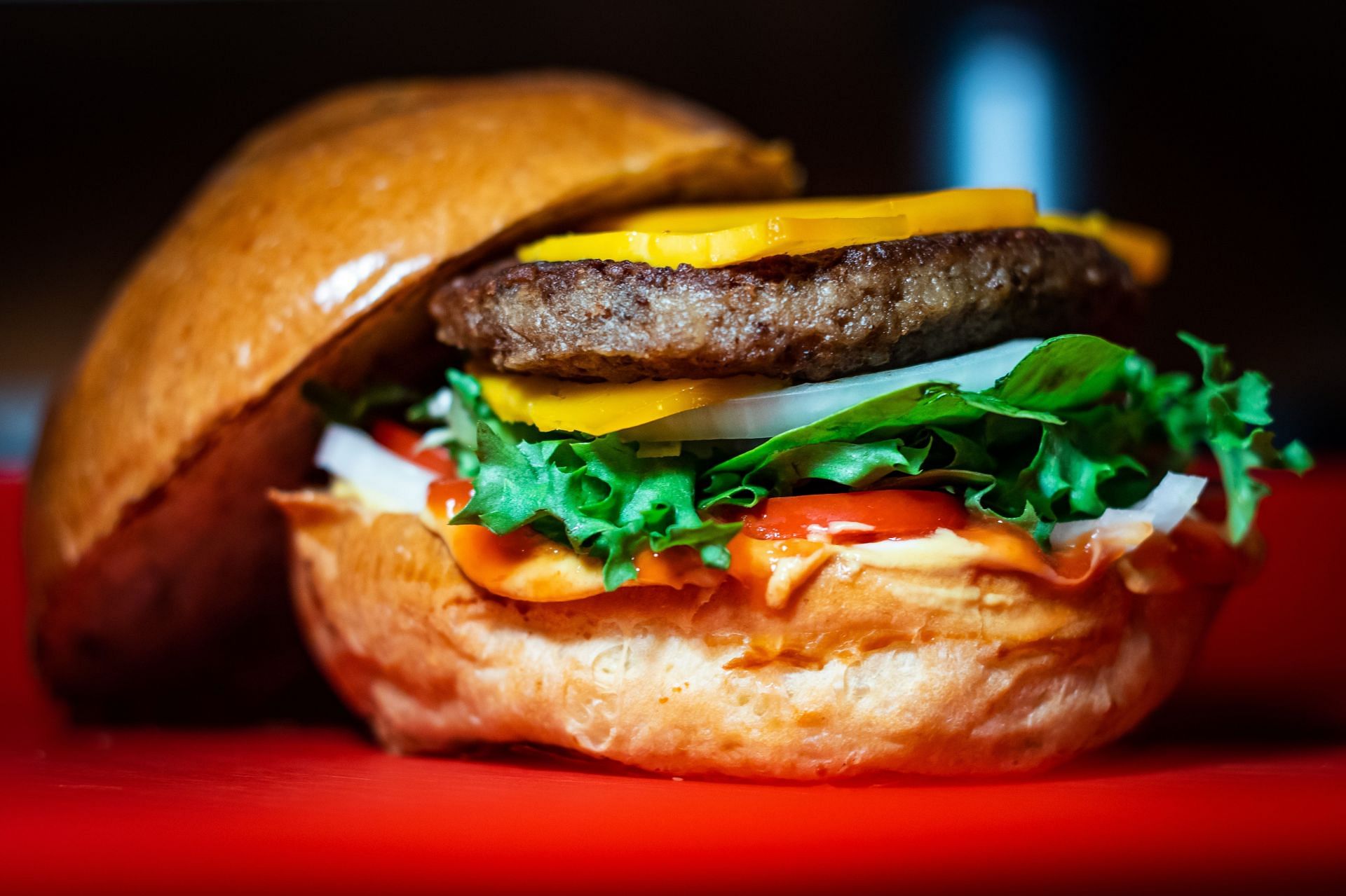 Fast foods are not good for immune system. (Image via Pexels/ Adam Farago)